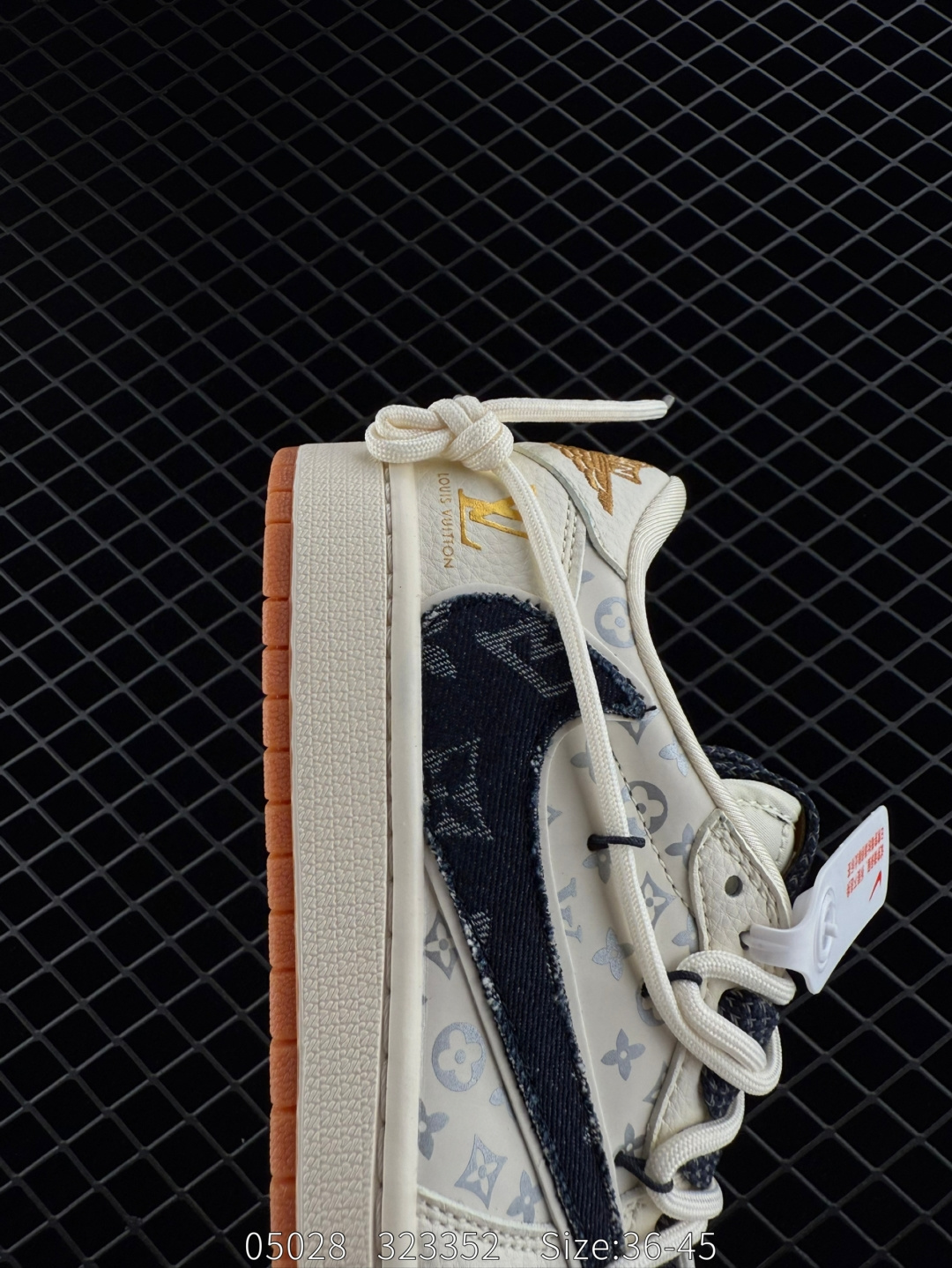 Travis Scott x Air Jordan 1 ” Reverse Mocha “